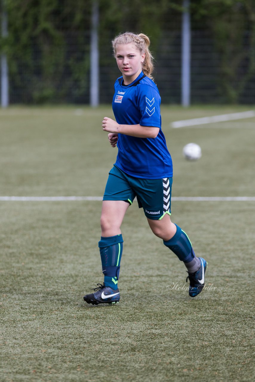 Bild 99 - B-Juniorinnen Pokalfinale VfL Oldesloe - Holstein Kiel : Ergebnis: 0:6